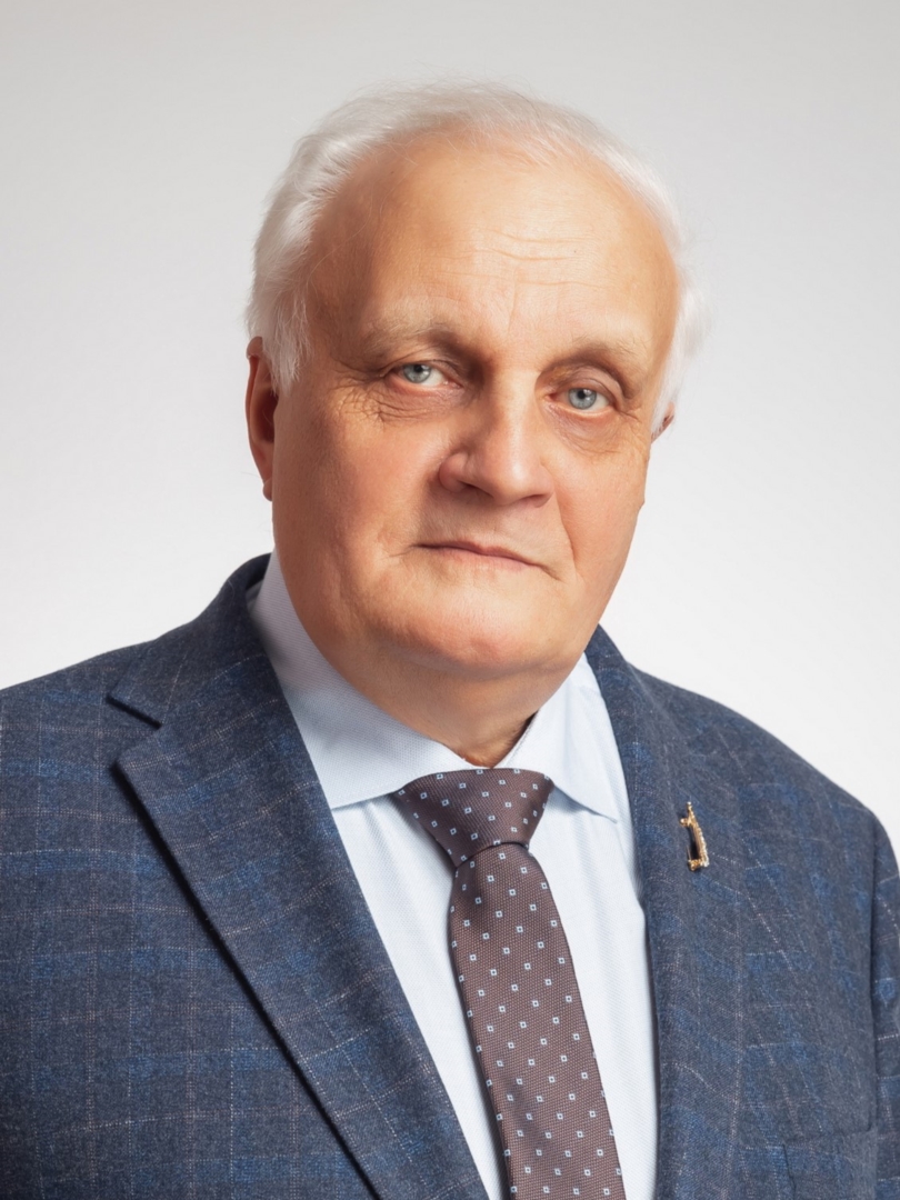 Апрелков Владимир Алексеевич.