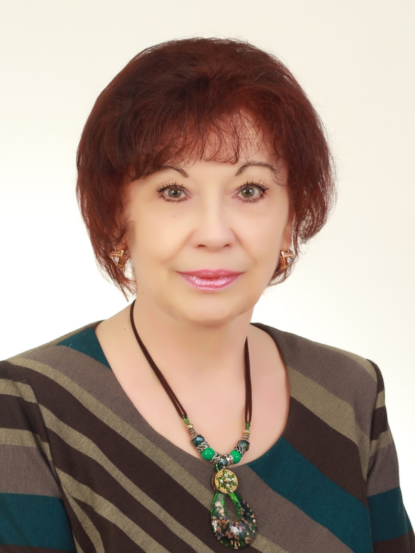 Кривеня Лариса Николаевна.